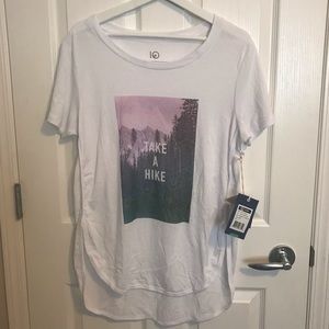 NWT Large Montague tentree Tee